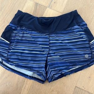 Athleta mesh Racer Run short 4”